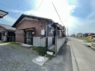 沢津町三丁目9-12貸家の物件外観写真